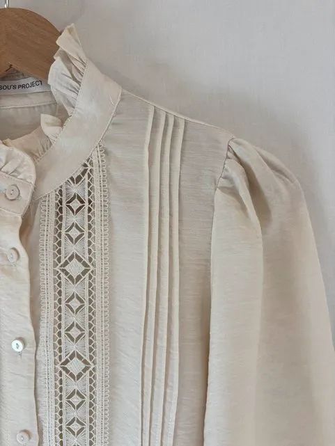 BLUSA ENCAJE