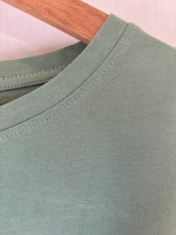 CAMISETA ALGODÓN VERDE