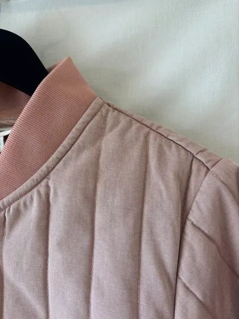 BOMBER NUDE