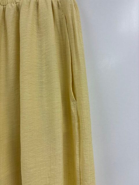 PANTALÓN FLUIDO ABOMBADO AMARILLO MANTEQUILLA