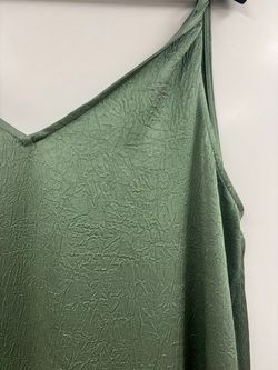VESTIDO VERDE AGUA
